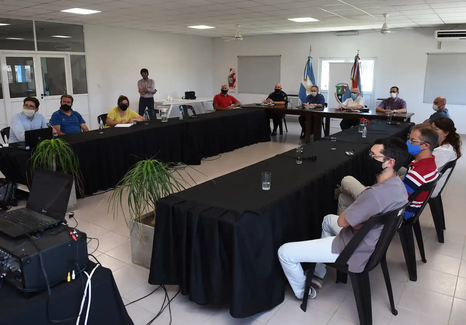 La disminución de casos positivos de covid-19 permite trabajar sobre nuevos protocolos