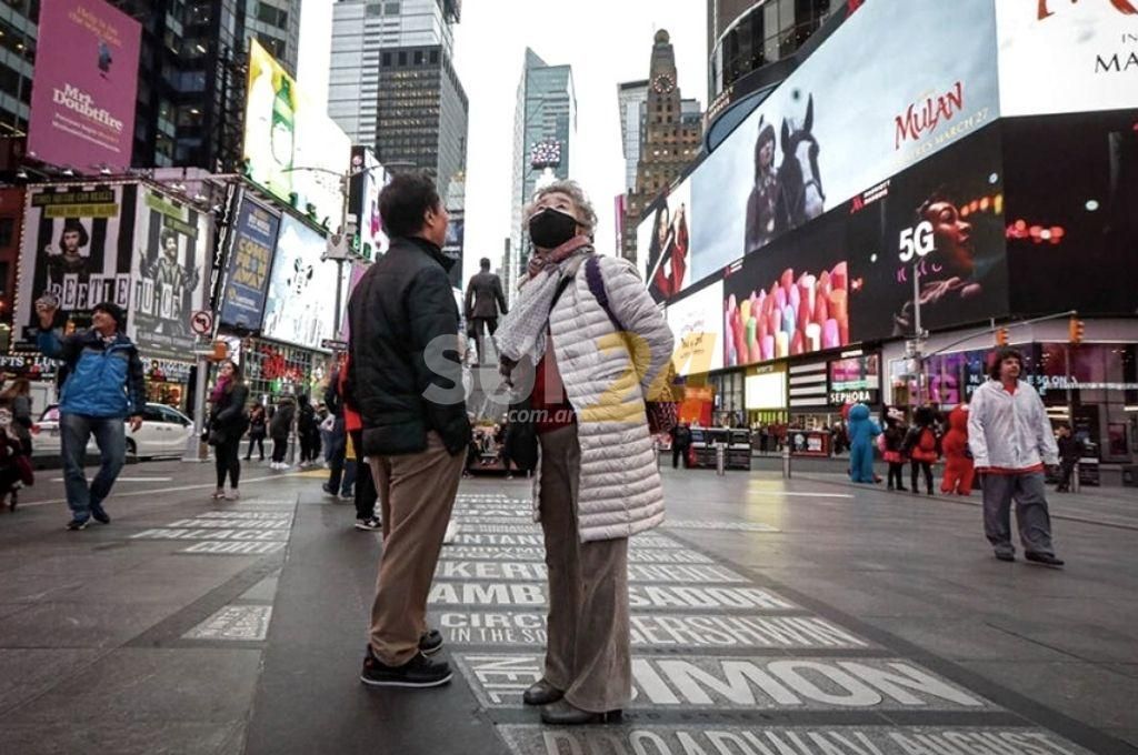 EEUU: los vacunados no tendrán que usar tapabocas ni guardar distancia social