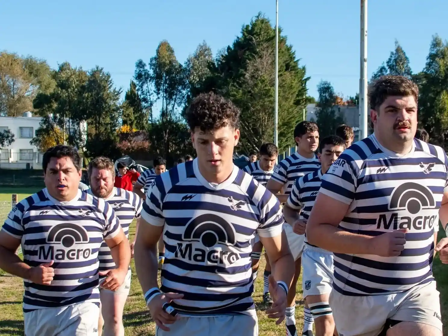 Los 50 lidera el Regional B.