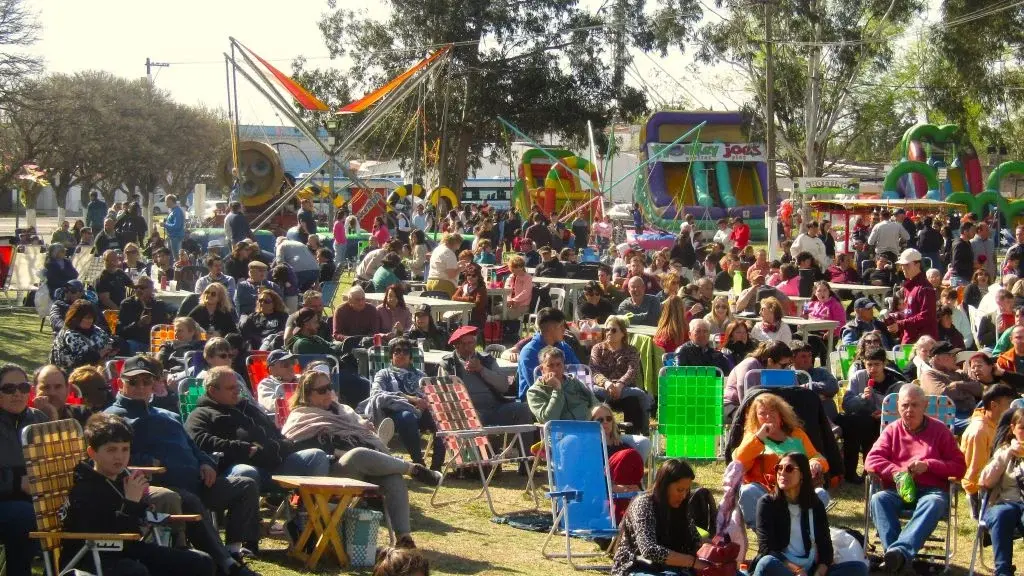 La localidad invita a disfrutar un gran sábado de fiesta