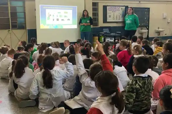 El Programa Creando Conciencia visitó escuelas de la ciudad