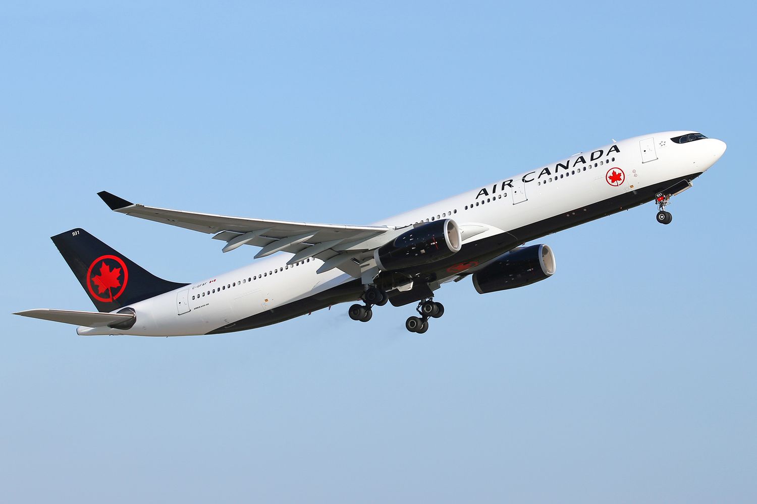 Air Canada begins seasonal flights between Montreal and Nice