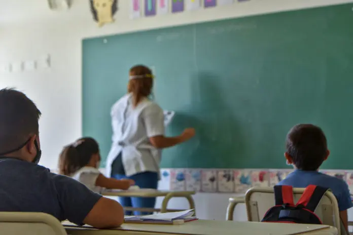 Por ahora no se evalúan cambios en los protocolos de las clases presenciales