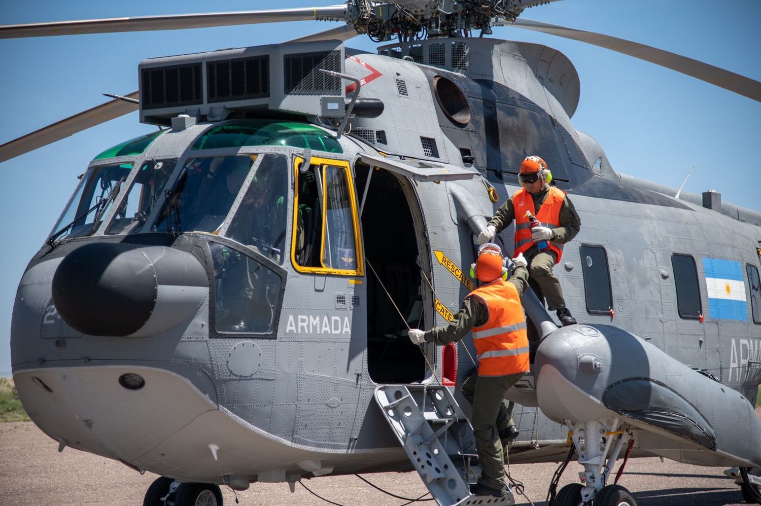 Helicóptero Sea King de la Armada Argentina sufre incidente en la Antártida