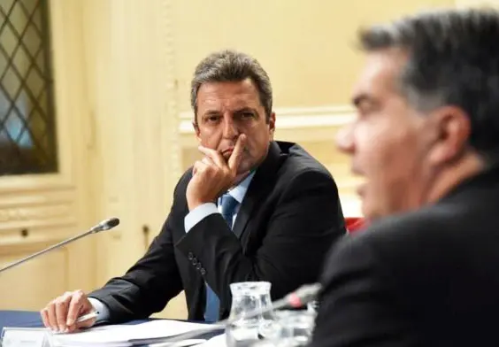 Massa dijo que no es un salvador y el miércoles anunciará medidas