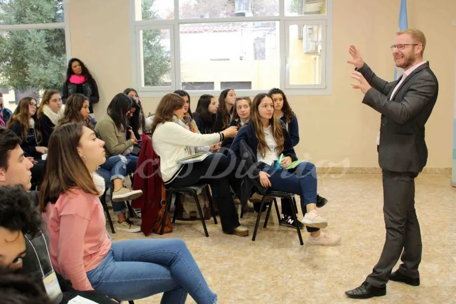 Jornada para jóvenes de secundario