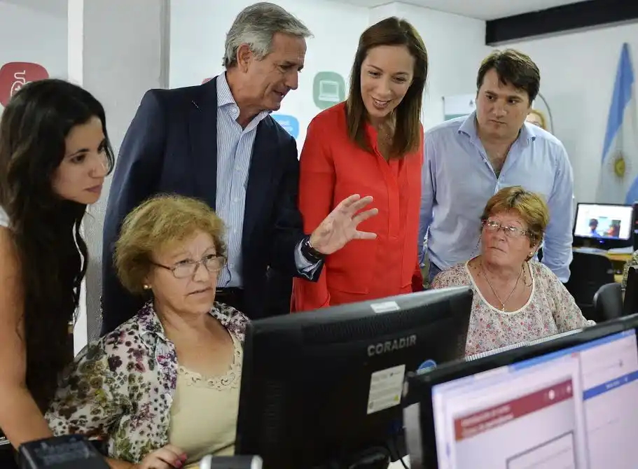 Vidal visitó el espacio "Punto digital" en General Rodriguez