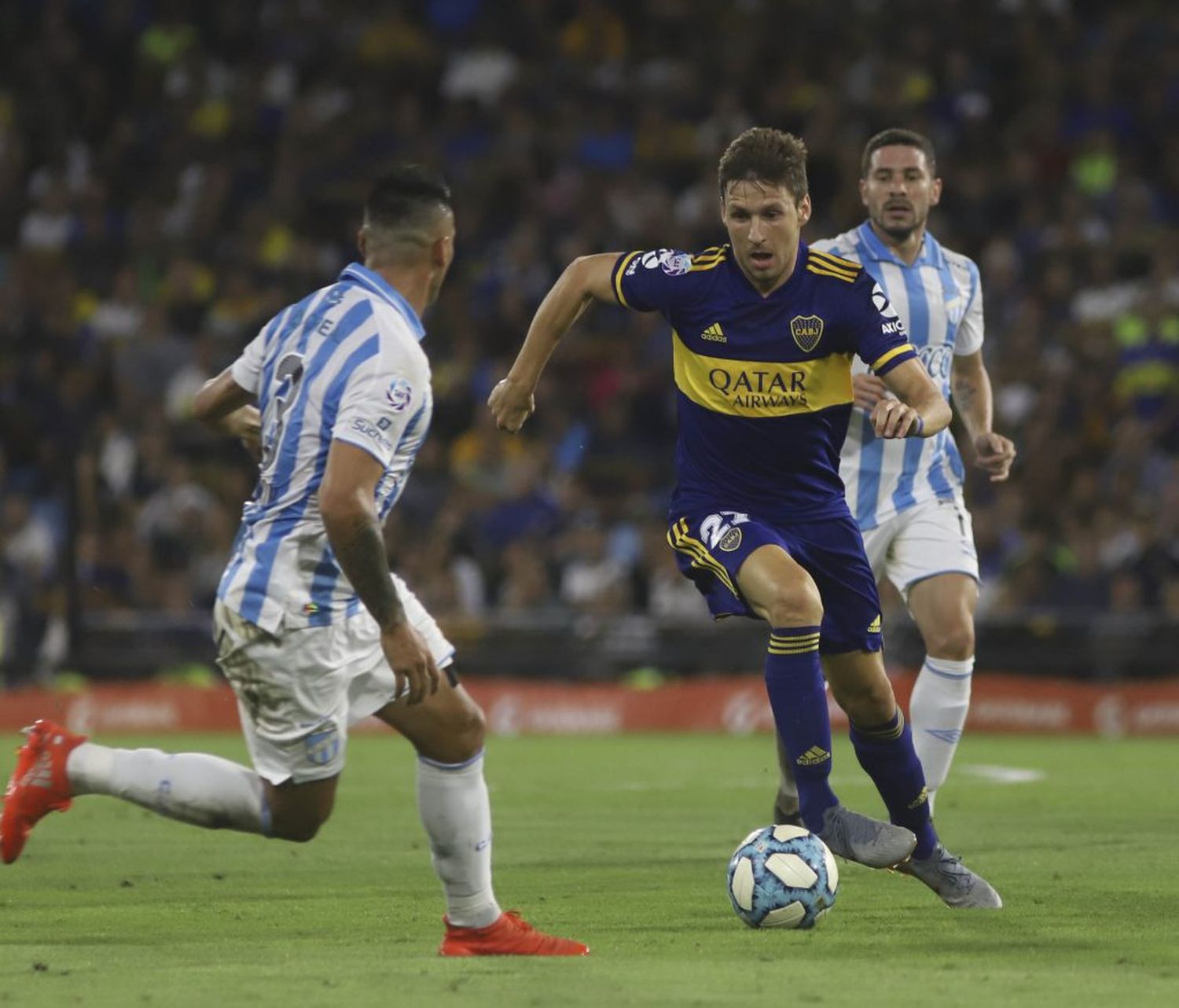 Boca trabajó mucho para ganar y alcanzar la punta