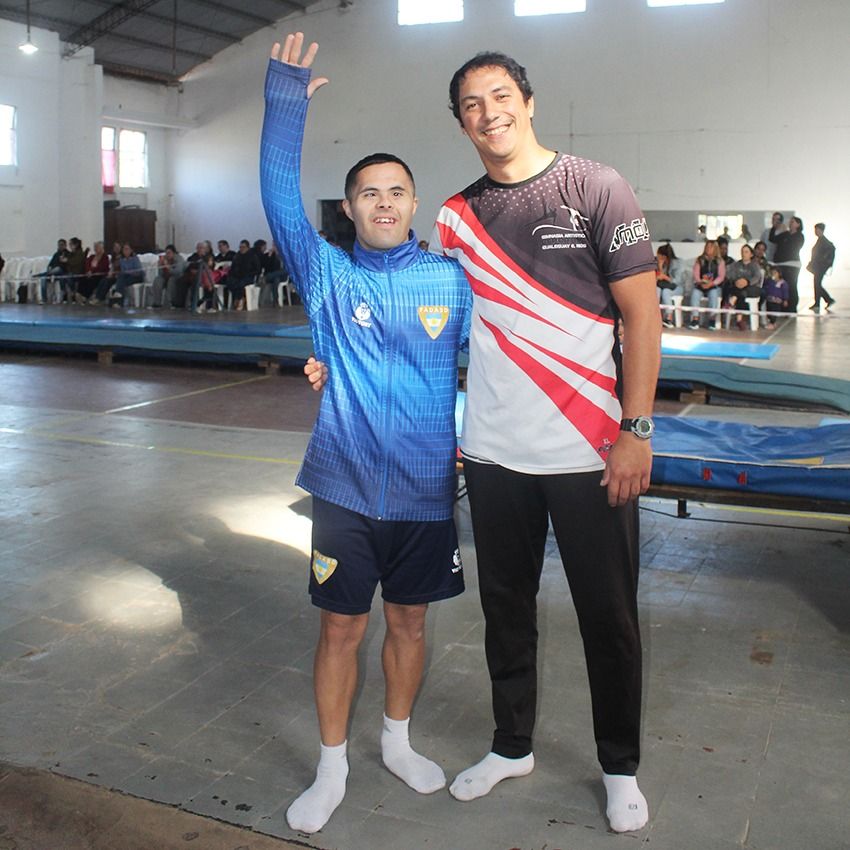 Encuentro de gimnasia artística a beneficio de Martín Reynoso en Gualeguay Central