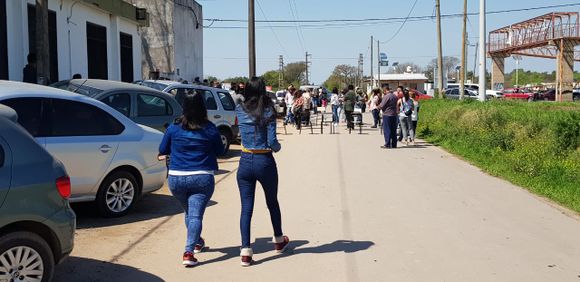Aprobaron la circulación doble mano en calle Laprida, frente a la escuela 27