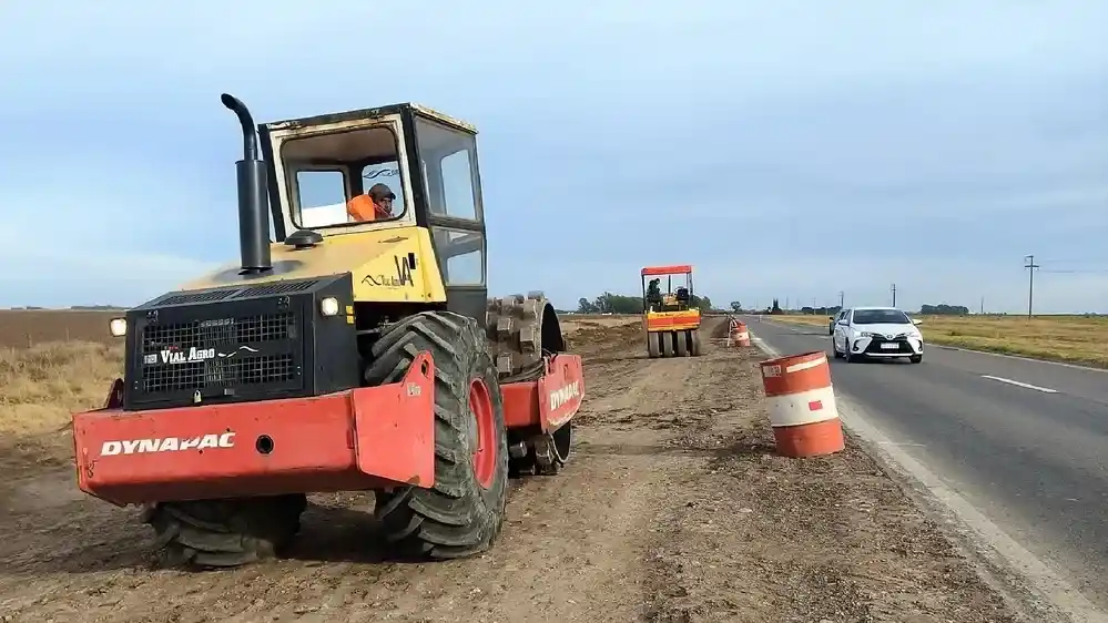 Trabajos en una de los rutas del país.