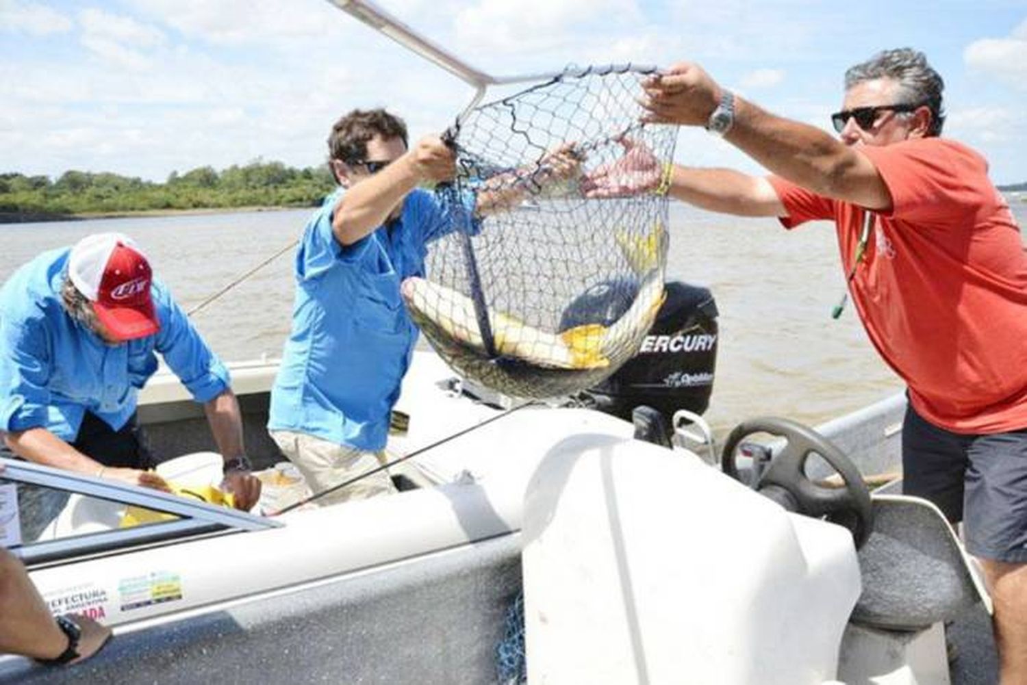 Fiesta Nacional de la Pesca de la Boga