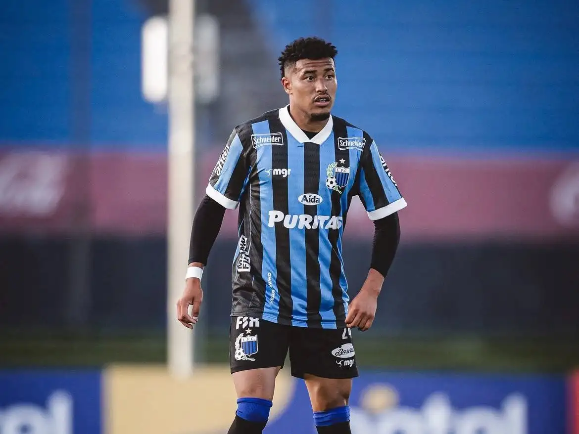 Amaro, lateral derecho uruguayo.