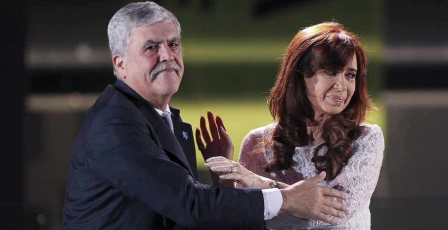 Confirman el procesamiento de Cristina Kirchner y De Vido