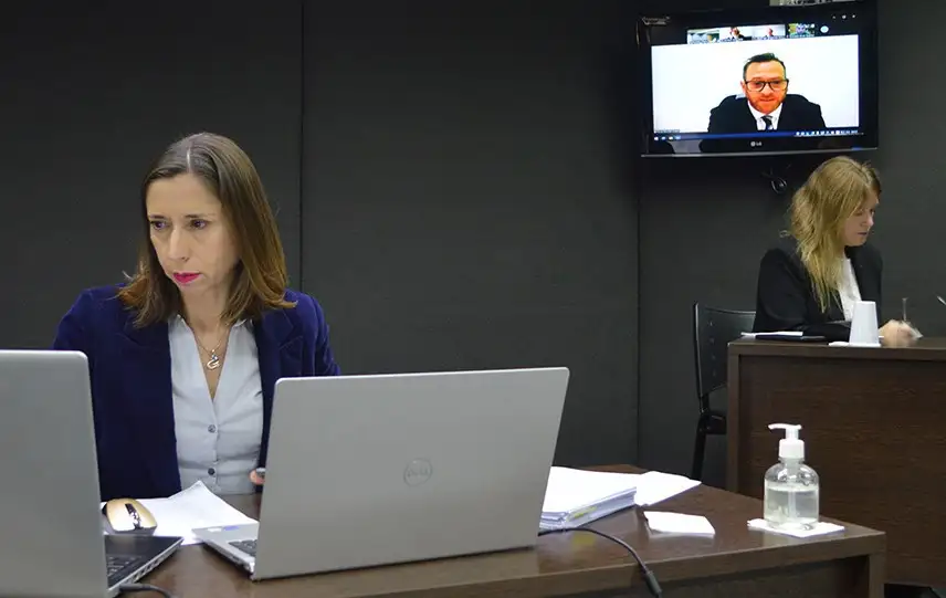 Además, el fiscal requirió el decomiso de los inmuebles ubicados en la esquina de avenida Paso 2880 y 2890.