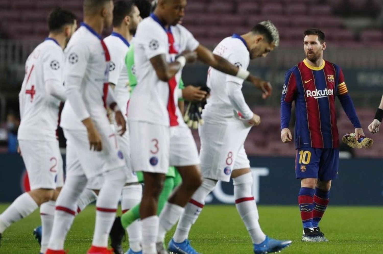 El PSG goleó al Barcelona por la ida de los octavos de final de la Champions League