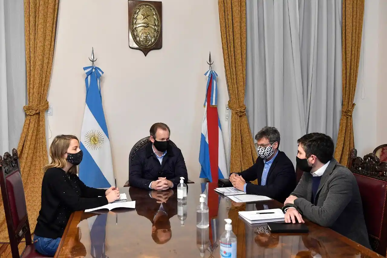 Provincia avanza en infraestructura y protocolos sanitarios para las escuelas