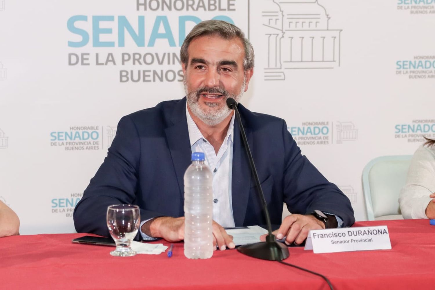 Junto a intendentes bonaerenses, Durañona presentó el proyecto de Ley de Precios Justos en cada Municipio