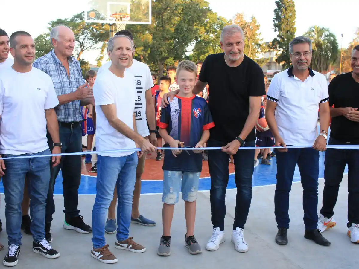 Barrio Sarmiento: quedó inaugurada la segunda cancha de básquet 3x3