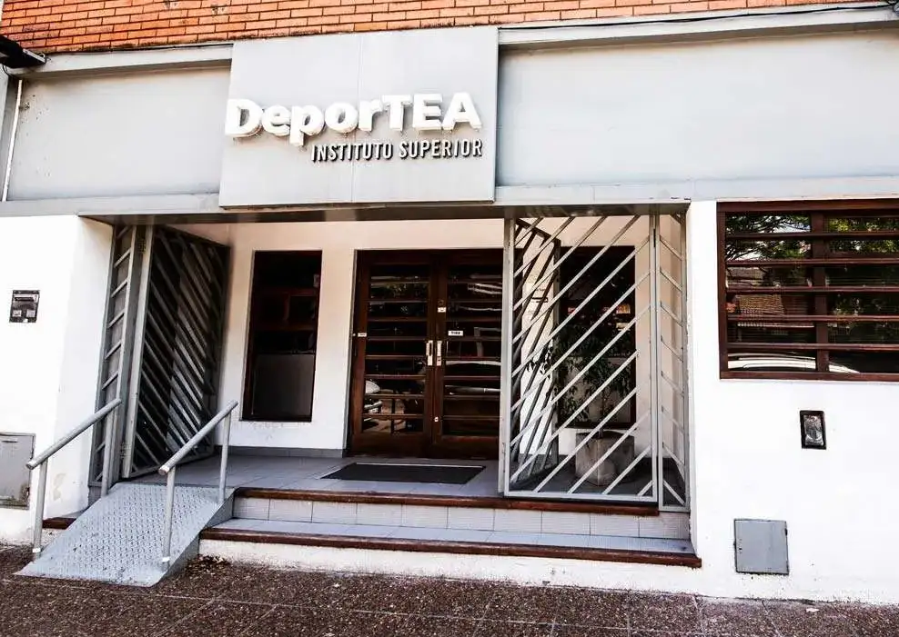 El Instituto Superior DeporTEA, dirigido por Juan Carlos Morales, celebra 30 años.