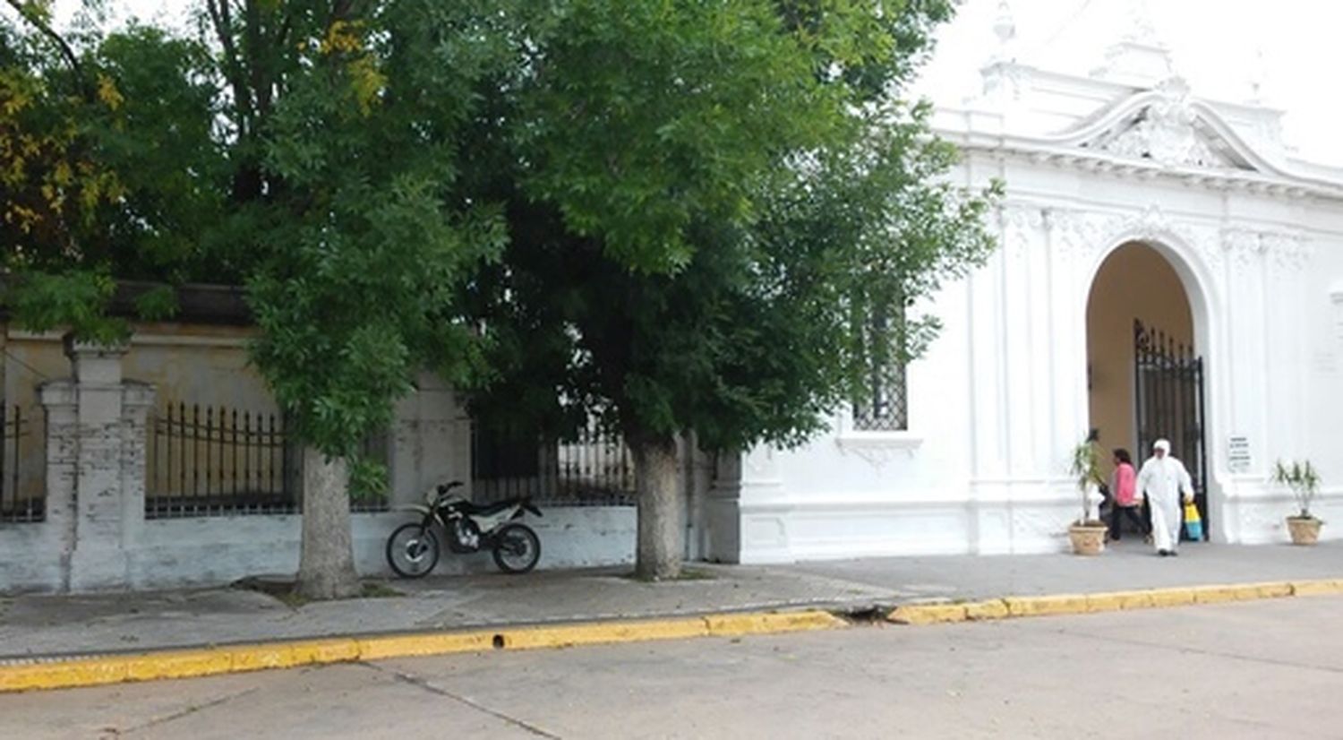 Mercedes: Enterraron un muerto en el cementerio sin avisarle a la familia y tuvieron que exhumar el cuerpo para identificarlo