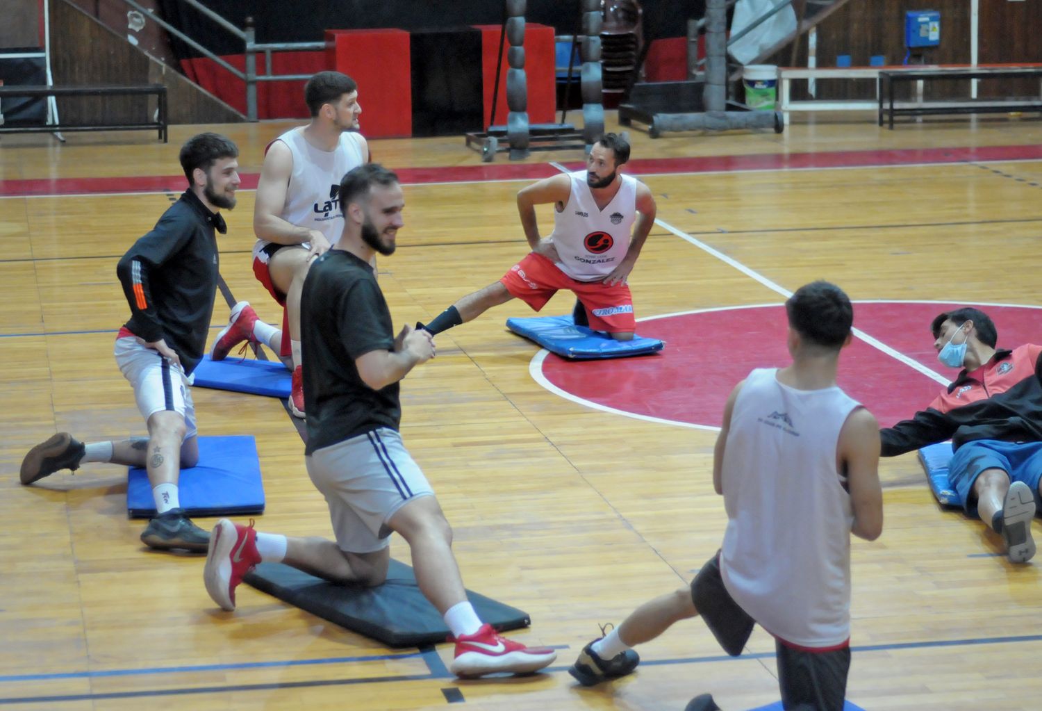 Independiente debuta en una nueva instancia