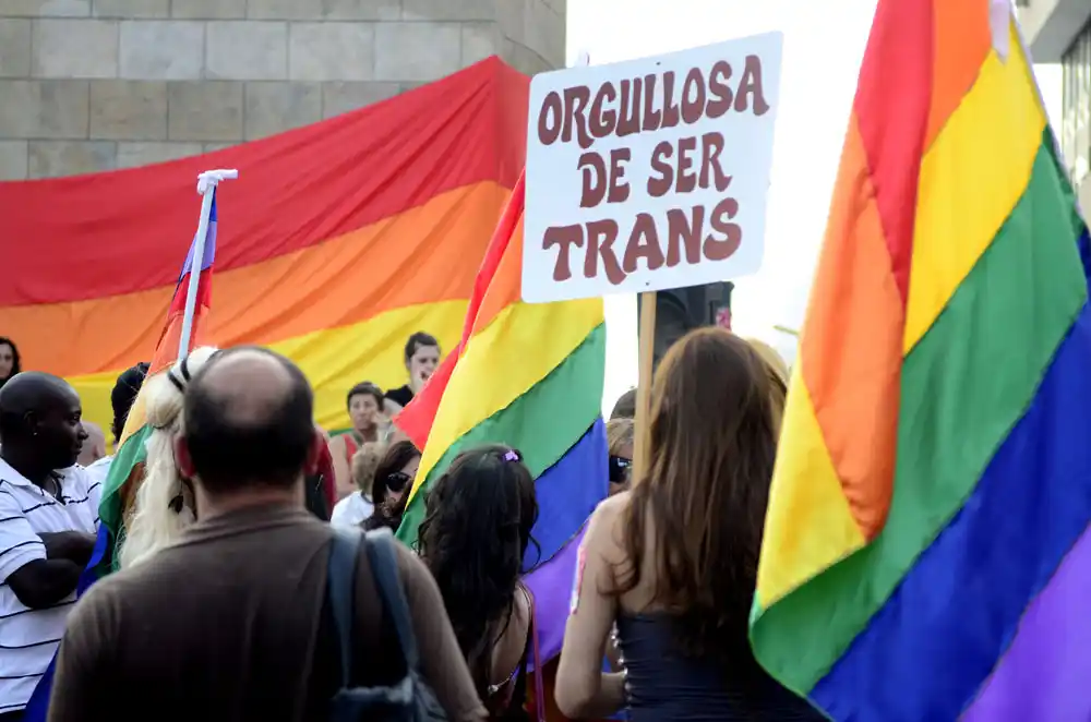 Alberti adhirió a la ley de cupo laboral trans