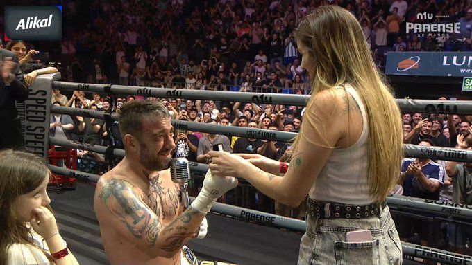El momento en que Piti Fernández le pidió la mano a su novia.