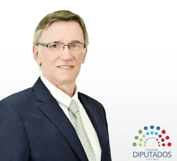 Loggio: �SEs tiempo de  repensar la política fiscal⬝