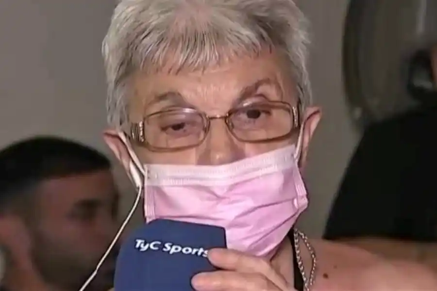 “La Abuela” del Mundial habló y deseó “que Messi se lleve la copa”