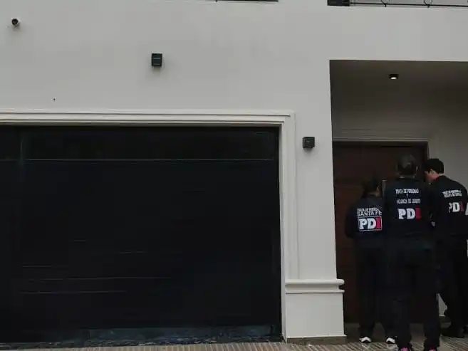 Detuvieron a un hombre de 57 años por abusar sexualmente de una menor por casi cuatro años - 1