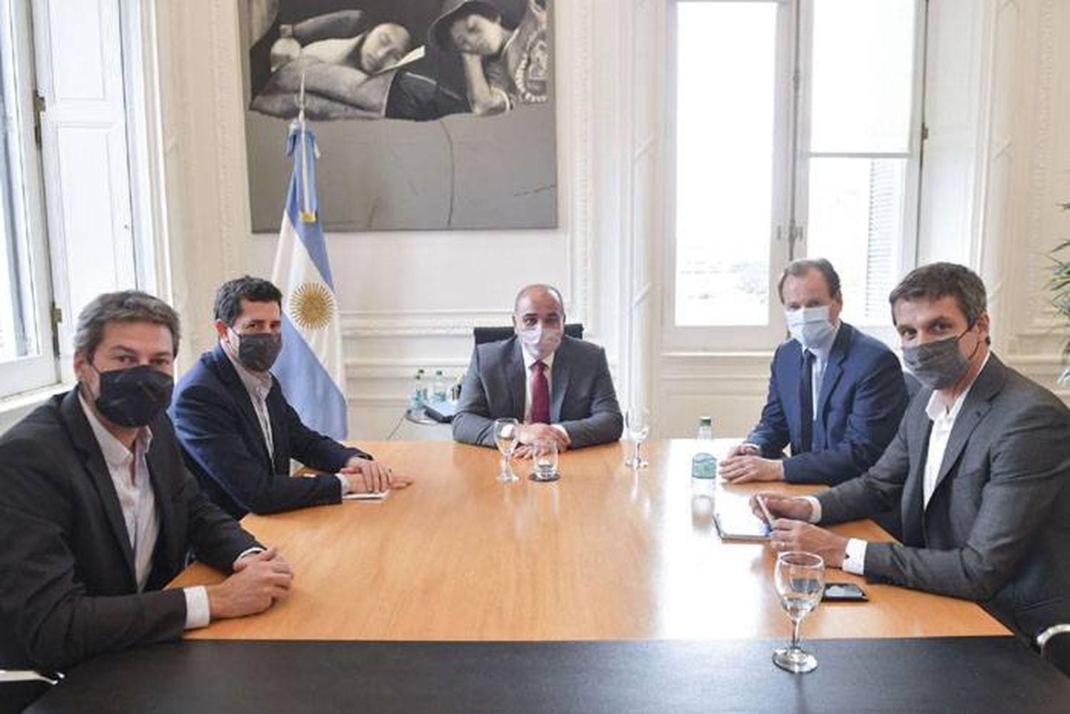 Bordet gestionó ante el Jefe de  Gabinete y Ministros la apertura  de los pasos vecinales con Uruguay