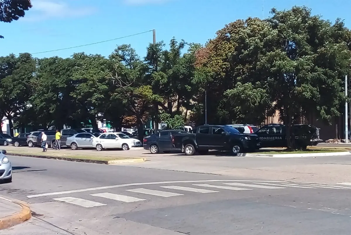 Con un cuchillo trató de asaltar a un hombre y sufrió una golpiza
