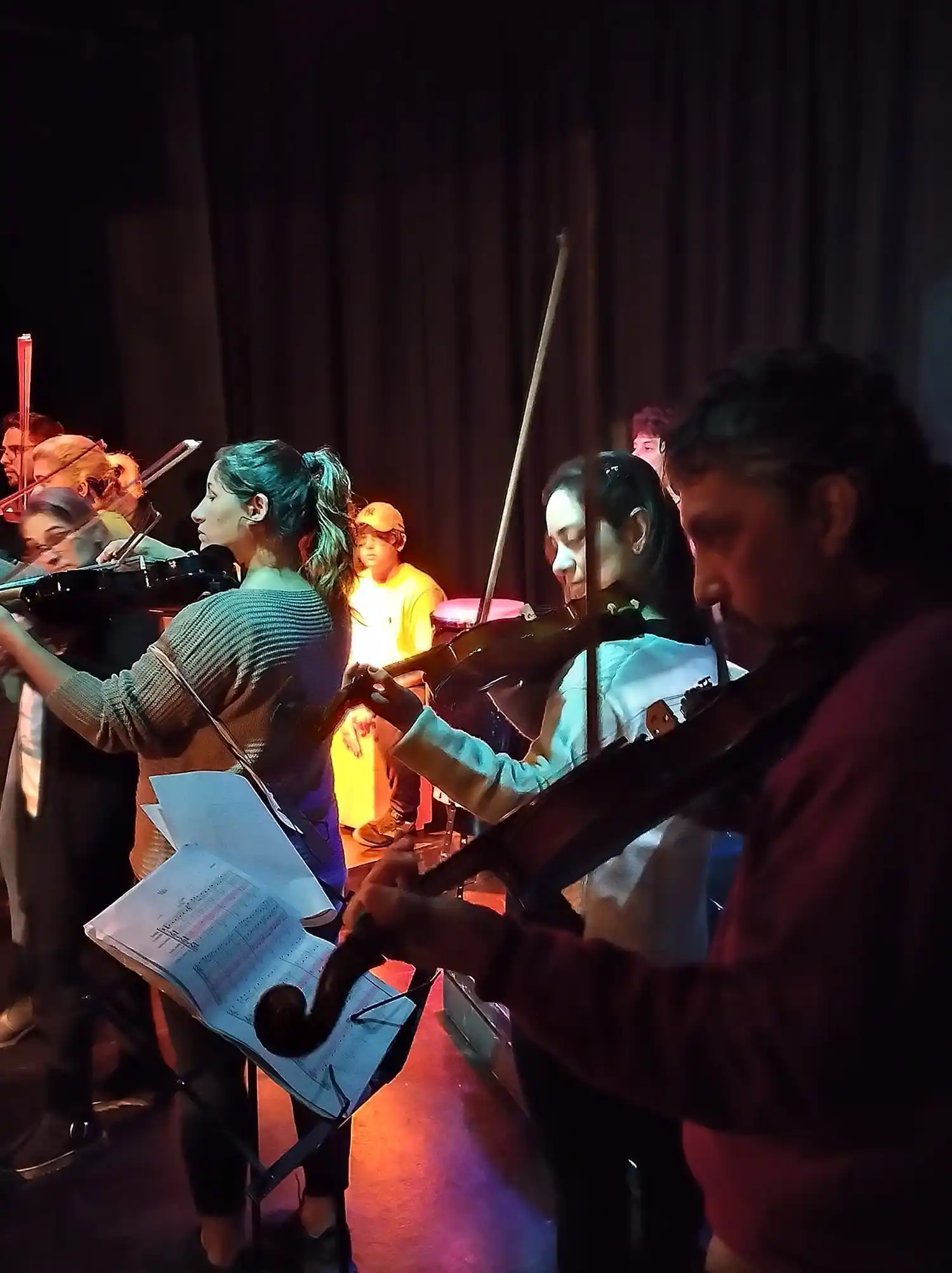 Ensamble de la Escuela de Música recibió instrumentos