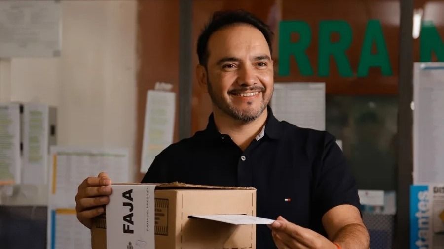 Juan Pablo Valdés se impone en las elecciones a gobernador de Corrientes.