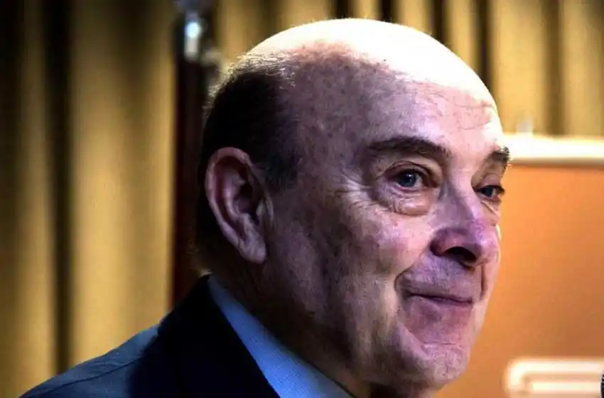 Cavallo: «Existe el peligro de que la inflación se espiralice»