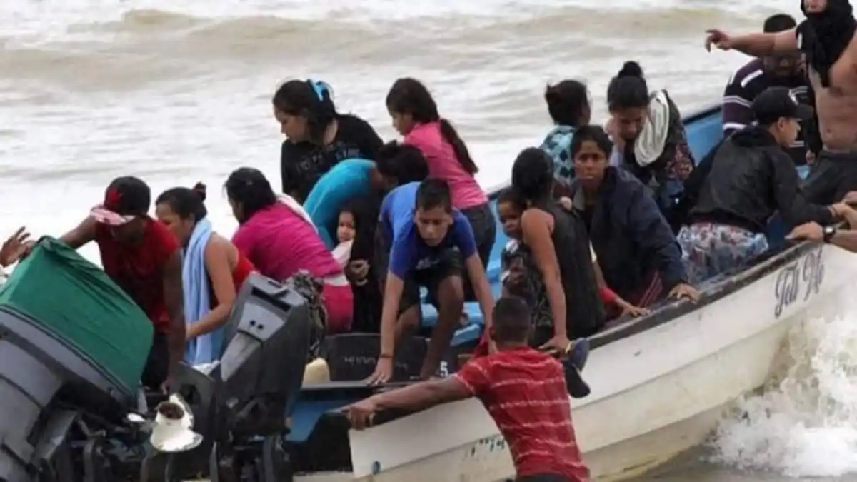 NO SON ESCLAVOS, son migrantes: ¡“Libertad, libertad, libertad”! Gritan venezolanos detenidos en Trinidad y Tobago