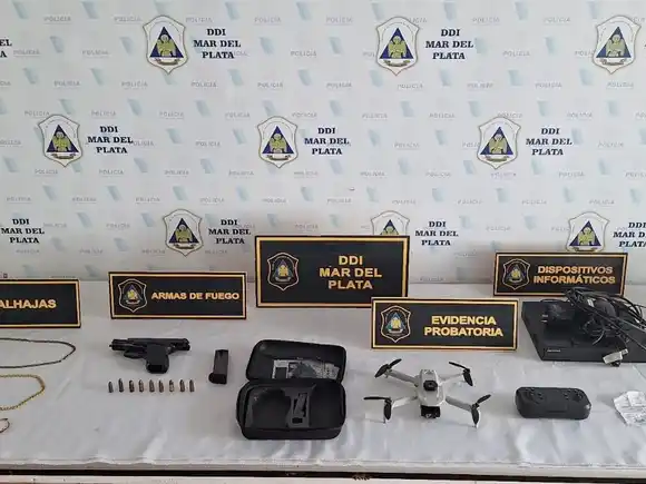 Detienen a dos nuevos integrantes de la banda de “Los simuladores”