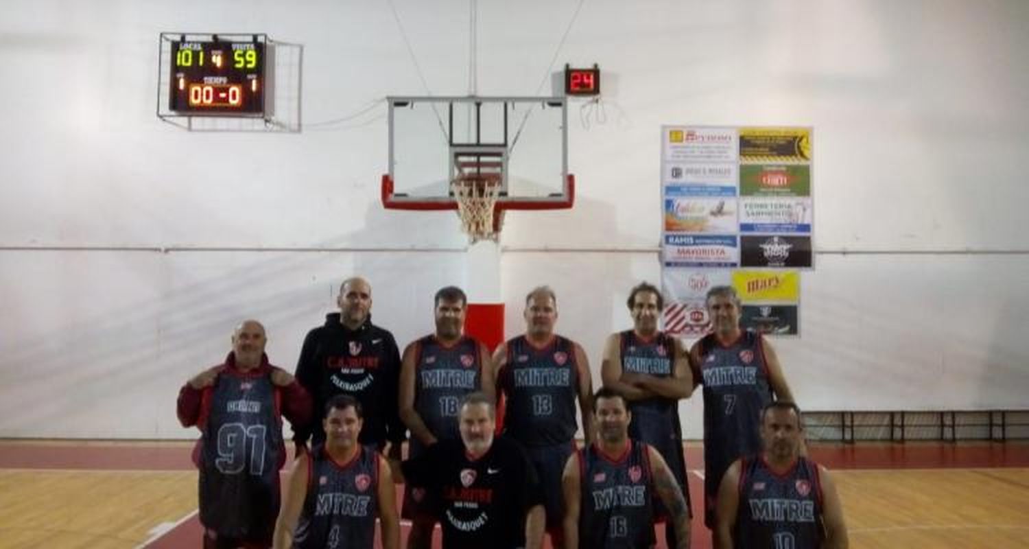 Mitre volvió al triunfo en +45
