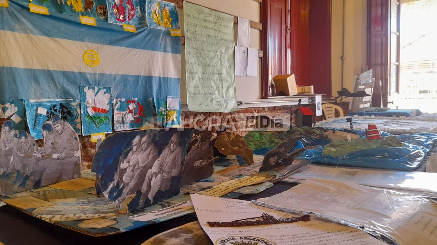 Así es la muestra de "Pensar Malvinas" de la que participaron las escuelas de la ciudad