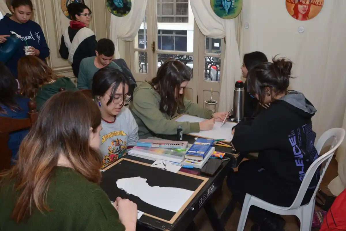 Se realizó el ítem Pintura Mural del programa Guale Joven