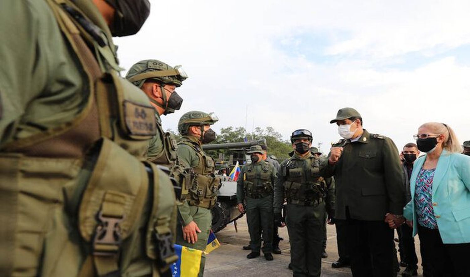 ¿EL MISMO MUSIÚ CON DIFERENTE CACHIMBO? Nicolás Maduro le declara la guerra a los TANCOL financiados desde Colombia