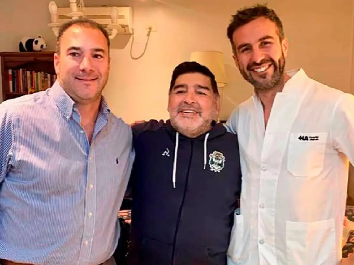 Nuevo parte médico de Maradona: “Está absolutamente consciente, él se ve bien y se quiere ir”