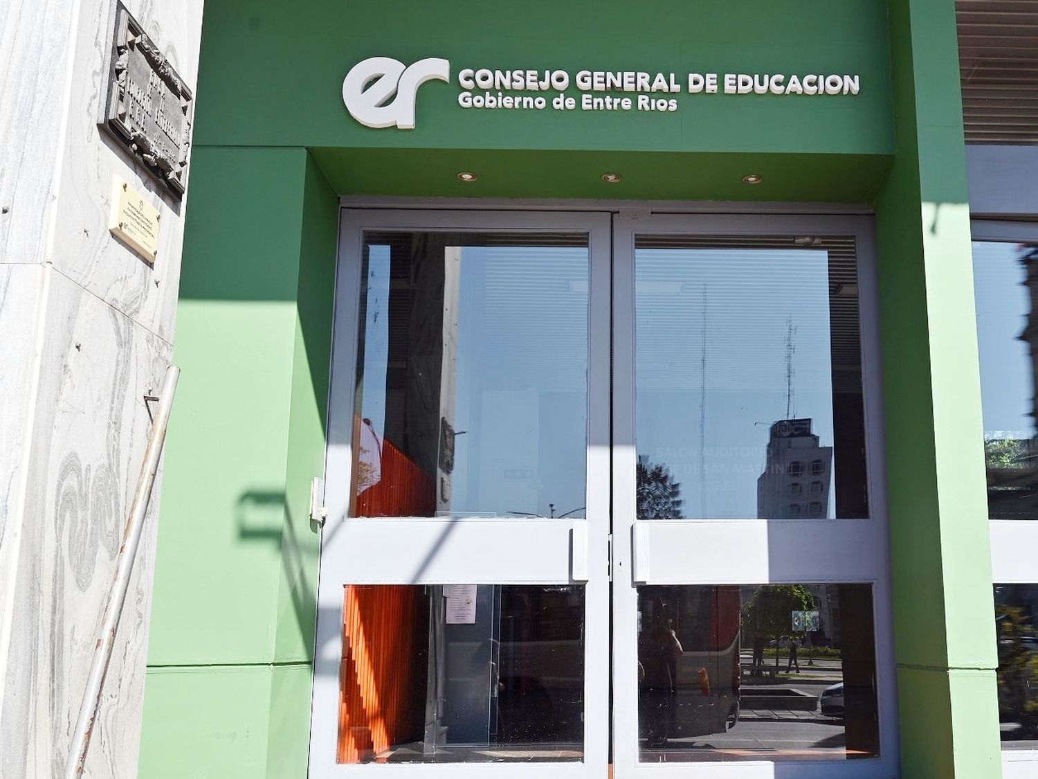 Informan lineamientos generales para afrontar la ola de calor en las escuelas