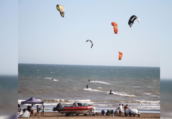 Se suspendió el campeonato de kitesurf en Dunamar