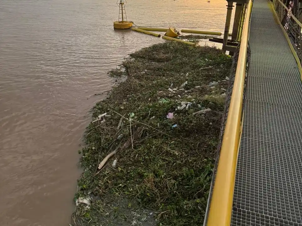 Terminó el corte de agua en la planta potabilizadora y de a poco empieza a normalizarse el suministro en Ro...