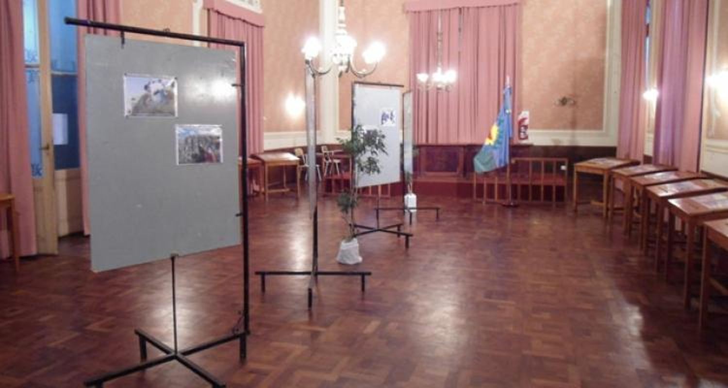 Con la apertura de la muestra fotográfica iniciaron las actividades por los diez años del Museo Paleontológico
