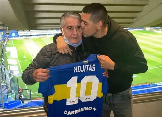 Rojitas, sin filtro, le apuntó y le pegó duro a Arturo Vidal