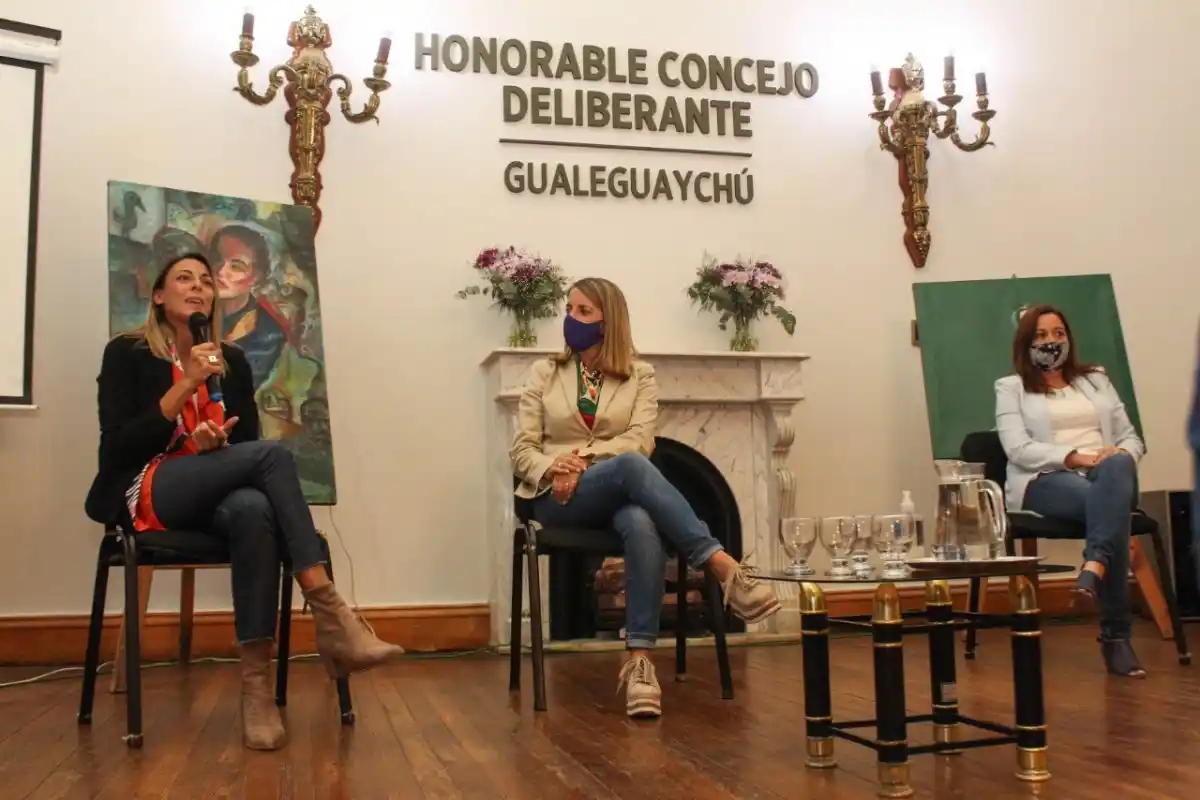 La Vicegobernadora Laura Stratta participó de una actividad por el mes de la mujer