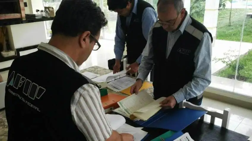 Desarticulan banda que emitía facturas truchas